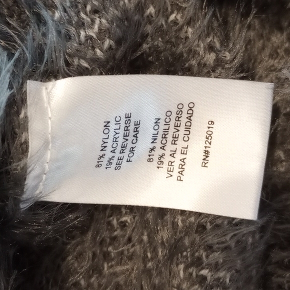 Joseph A. Ladies Eyelash Knit Polka Dot Sweater Size:XS Color:Gray NWOT - Picture 7 of 8